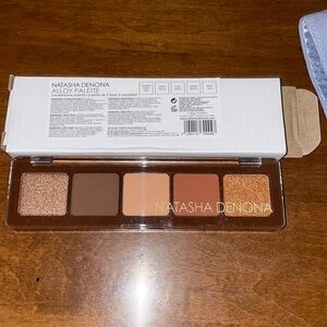 Natasha Deona alloy palette